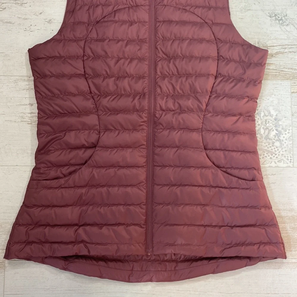 Lululemon Pack It Down Vest In Plumful Size 10 NWOT